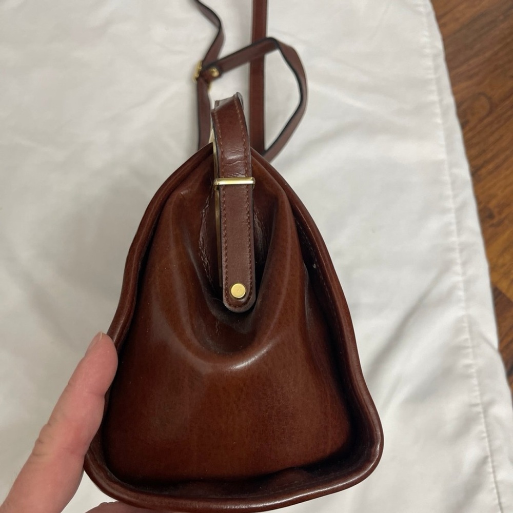 EUC Gold Coast Collection Purse - Picture 4 of 9